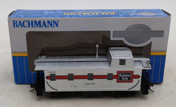 Bachmann 14001 Burlington Streamlined Caboose with Offset Cupola #13530