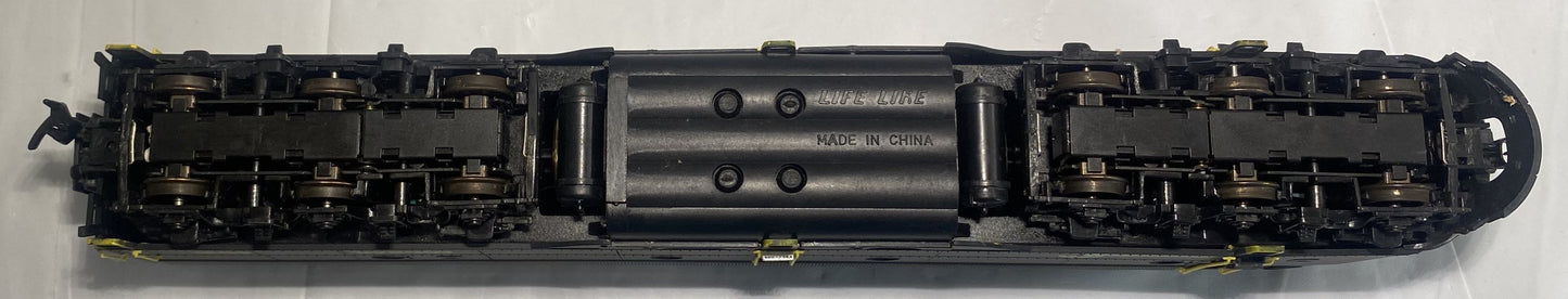 Walters AMD E8 Conrail Diesel Locomotive #4021