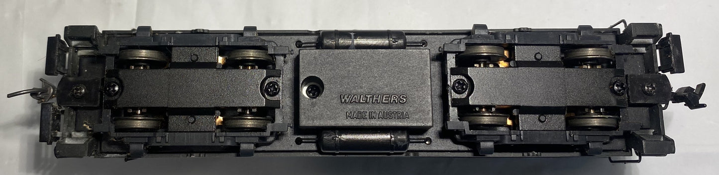 Walthers Fairbanks-Morse H10-44 Standard DC Pennsylvania RR #5980