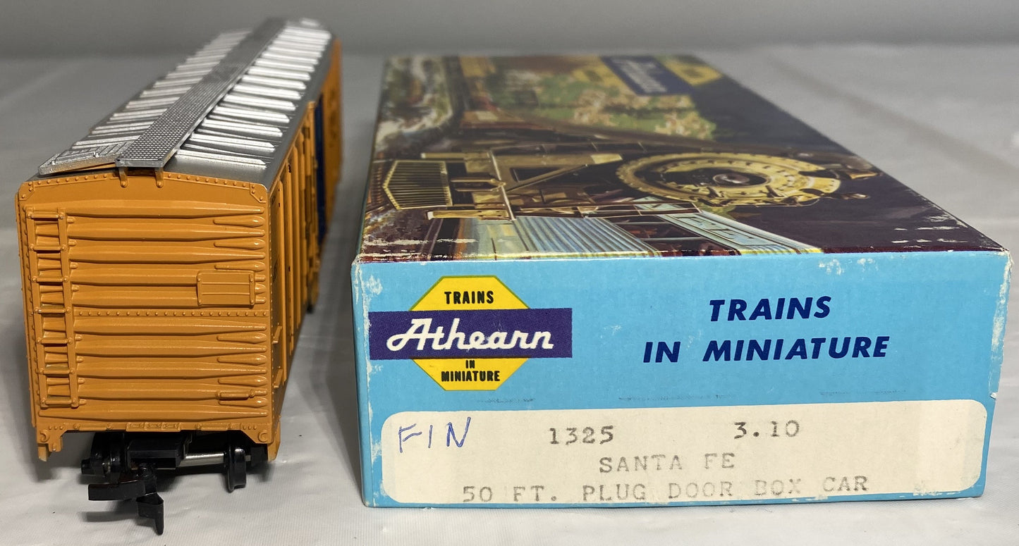 Athearn 1325 Santa Fe 50’ Plug Door Box Car
