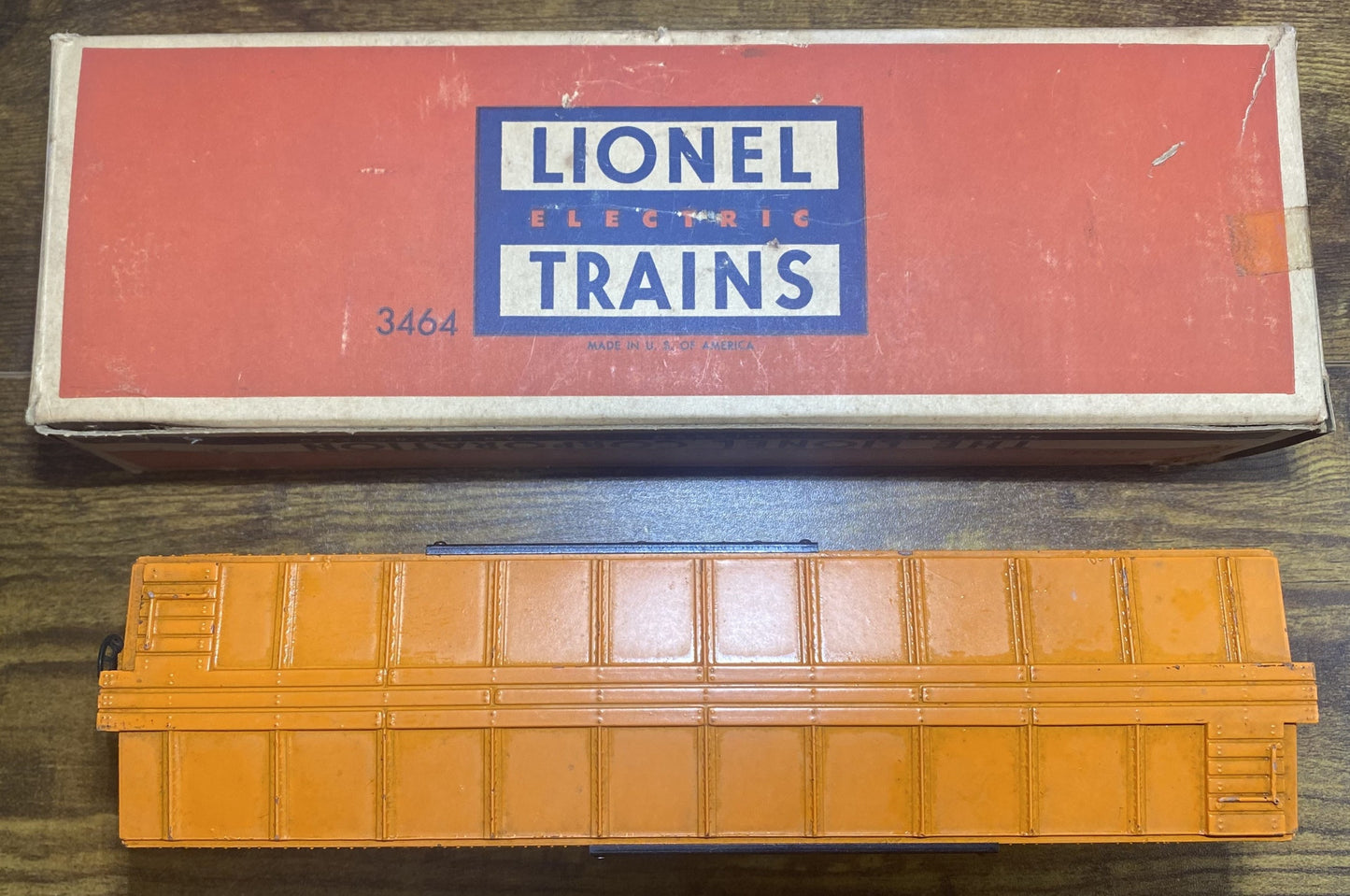 Lionel Post War Box Car #3464 New York Central with Box