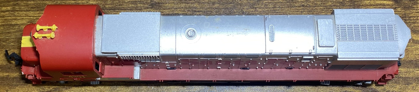 Mantua TYCO Diesel Locomotive Santa Fe #4301