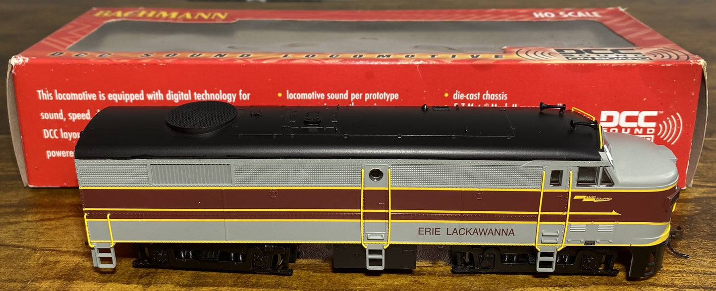 Bachmann #64703 HO Erie-Lackawanna ALCO FA2 Diesel Locomotive w/DCC & SND