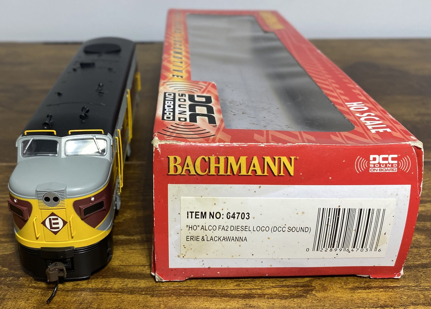 Bachmann #64703 HO Erie-Lackawanna ALCO FA2 Diesel Locomotive w/DCC & SND