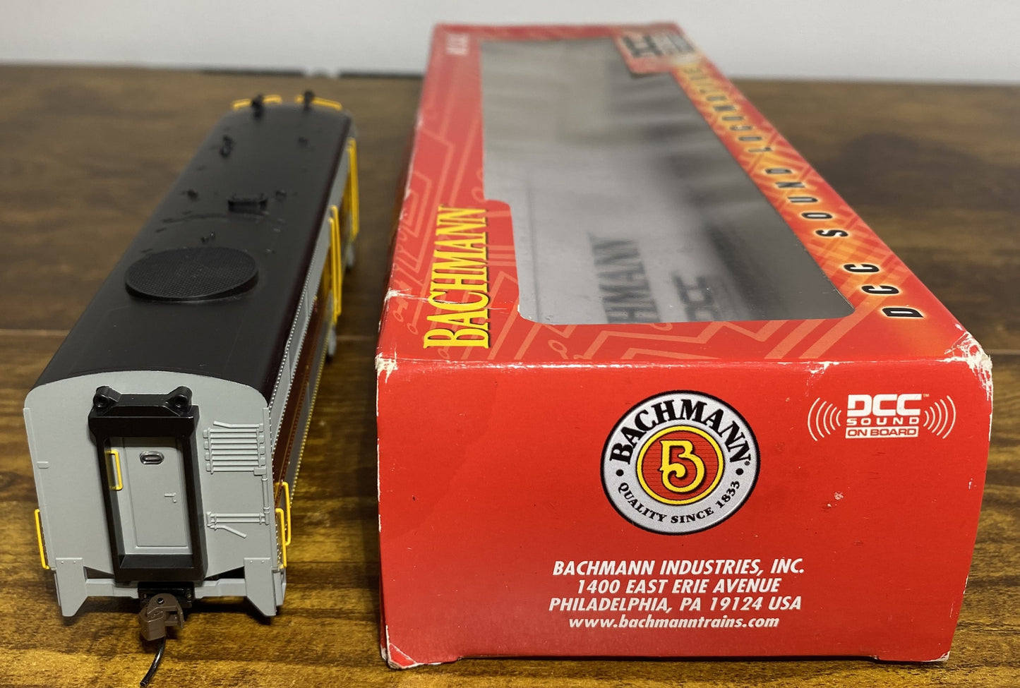 Bachmann #64703 HO Erie-Lackawanna ALCO FA2 Diesel Locomotive w/DCC & SND