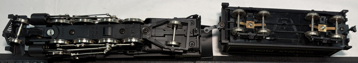 IHC M9825 HO Canadian Pacific Railroad Mikado 2-8-2 Steam Loco #5094
