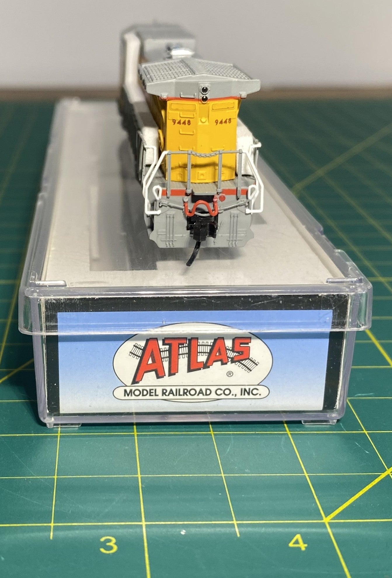 Atlas 50 000 912 Locomotive, Diesel, GE Dash 8 Union Pacific 9448