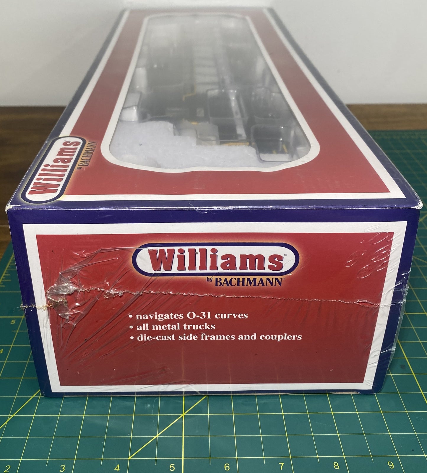 Williams 22901 O New York Central GP30 Diesel Locomotive #6121
