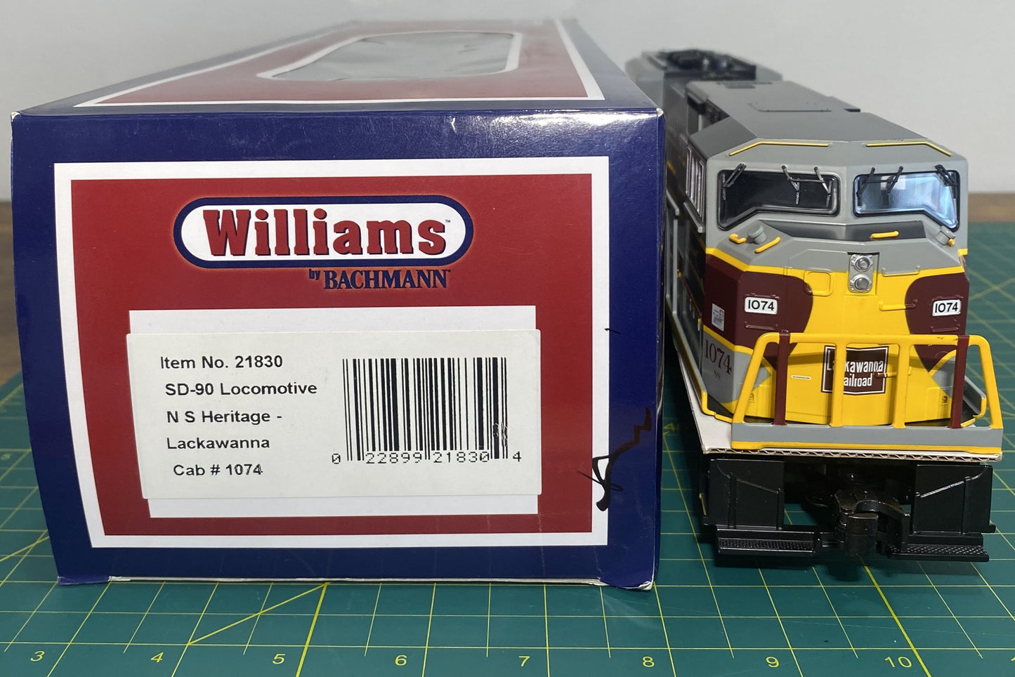 Williams 21830 O Lackawanna NS Heritage EMD SD90 3-Rail Diesel Locomotive #1074
