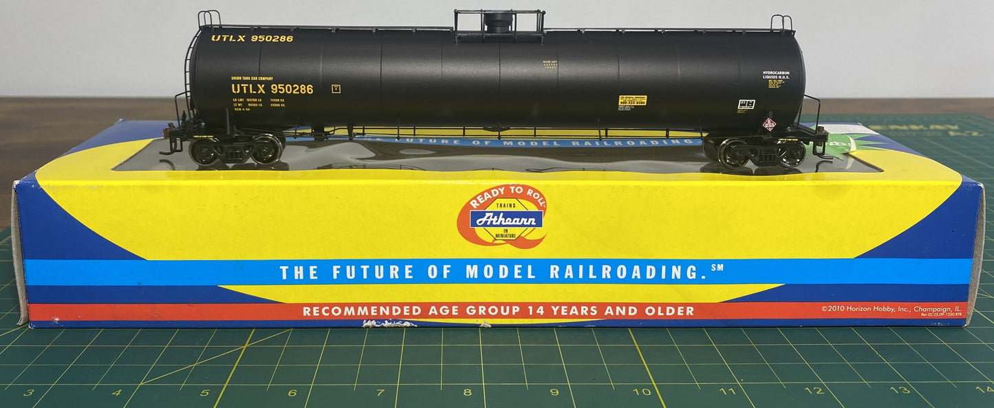 Athearn 96406 HO UTLX RTR 33,900 Gallon LPG Tank/Early #950286