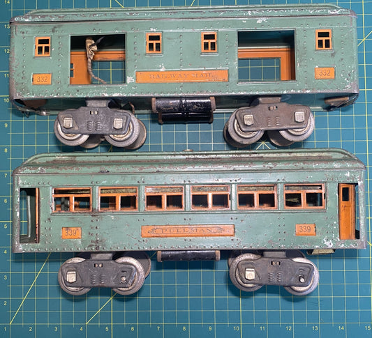 Lionel Pre War #332, 339 Pullman Cars