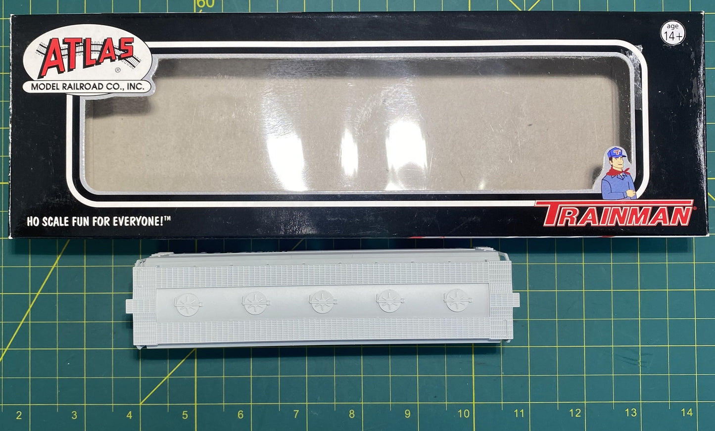 Atlas #18968 Trainman Line ACF 3560 Covered Hopper Temple Gypsum