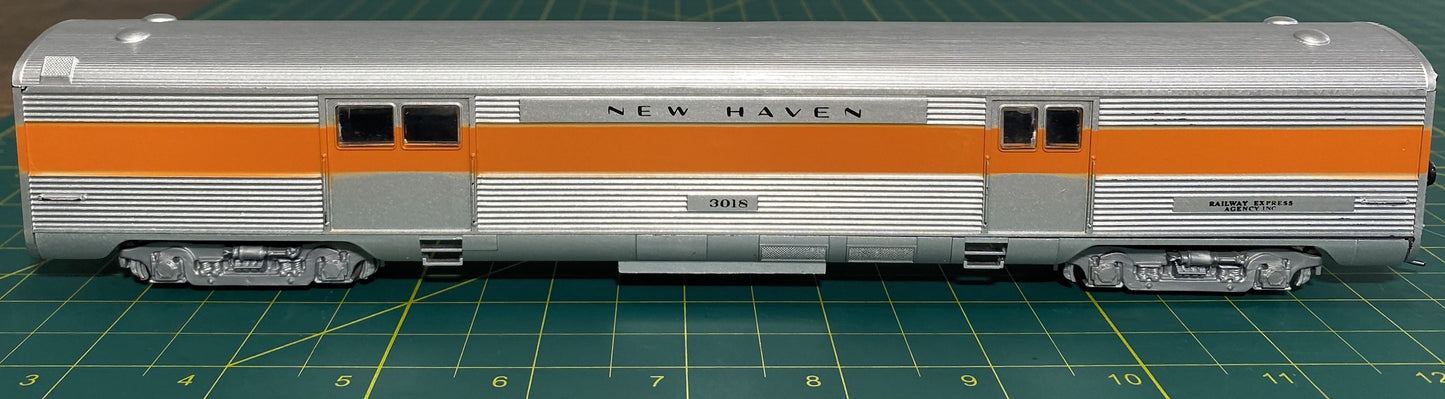 Athearn Kit (assembled) 1784 HO Streamlined Baggage New Heaven #3018