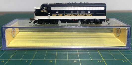 Bachmann 63753 N Norfolk Southern EMD F7A Diesel Locomotive #4270