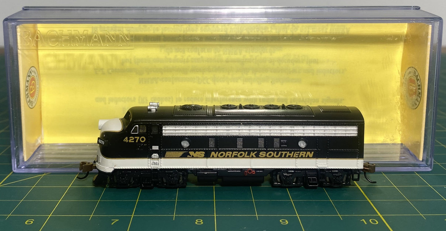 Bachmann 63753 N Norfolk Southern EMD F7A Diesel Locomotive #4270