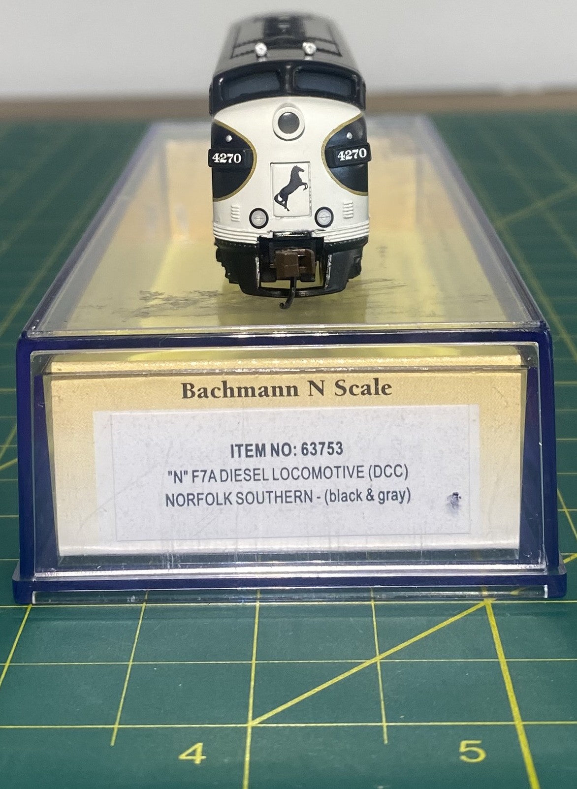 Bachmann 63753 N Norfolk Southern EMD F7A Diesel Locomotive #4270