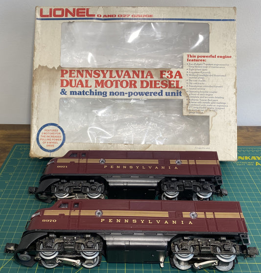 Lionel 6-8970/71 Pennsylvania F3 AA Set Tuscan Brown 5 Stripe