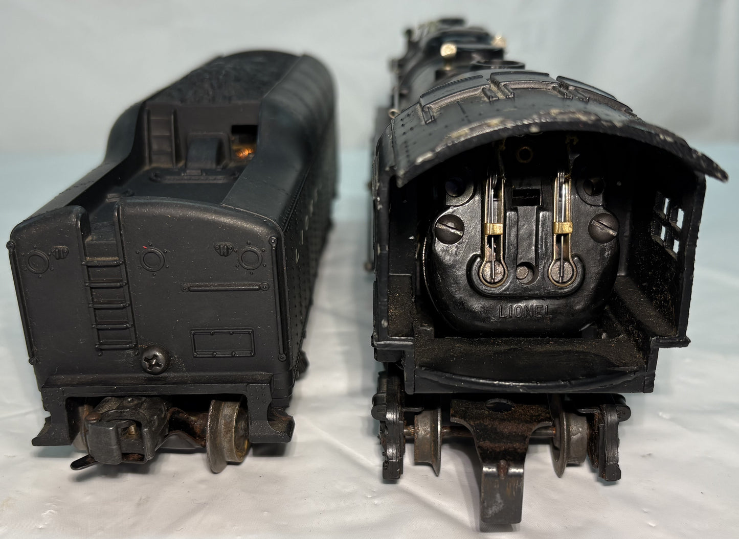 Lionel Post War 736 Berkshire and 2046W Whistling Tender