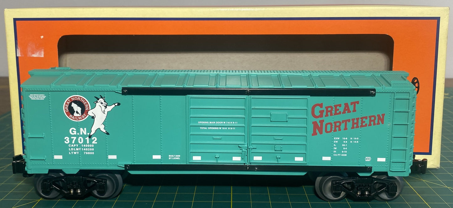 Lionel 6-37012 O Gauge Great Northern Jumping Hobo Boxcar