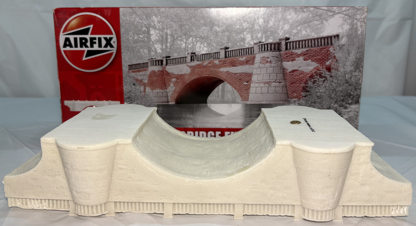Airfix A75011 Narrow Road Bridge Full Span 1/72 scale