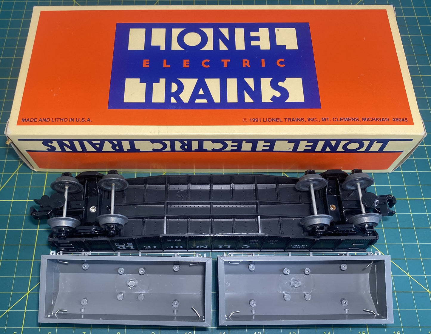 Lionel 6-16367 Clinchfield Gondola w/Coil Covers