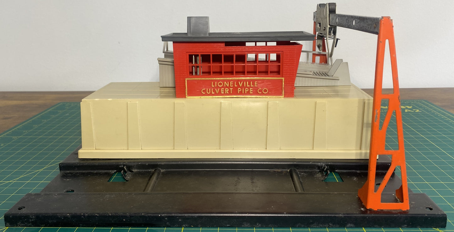 Lionel 342 Culvert Pipe Loader Post War