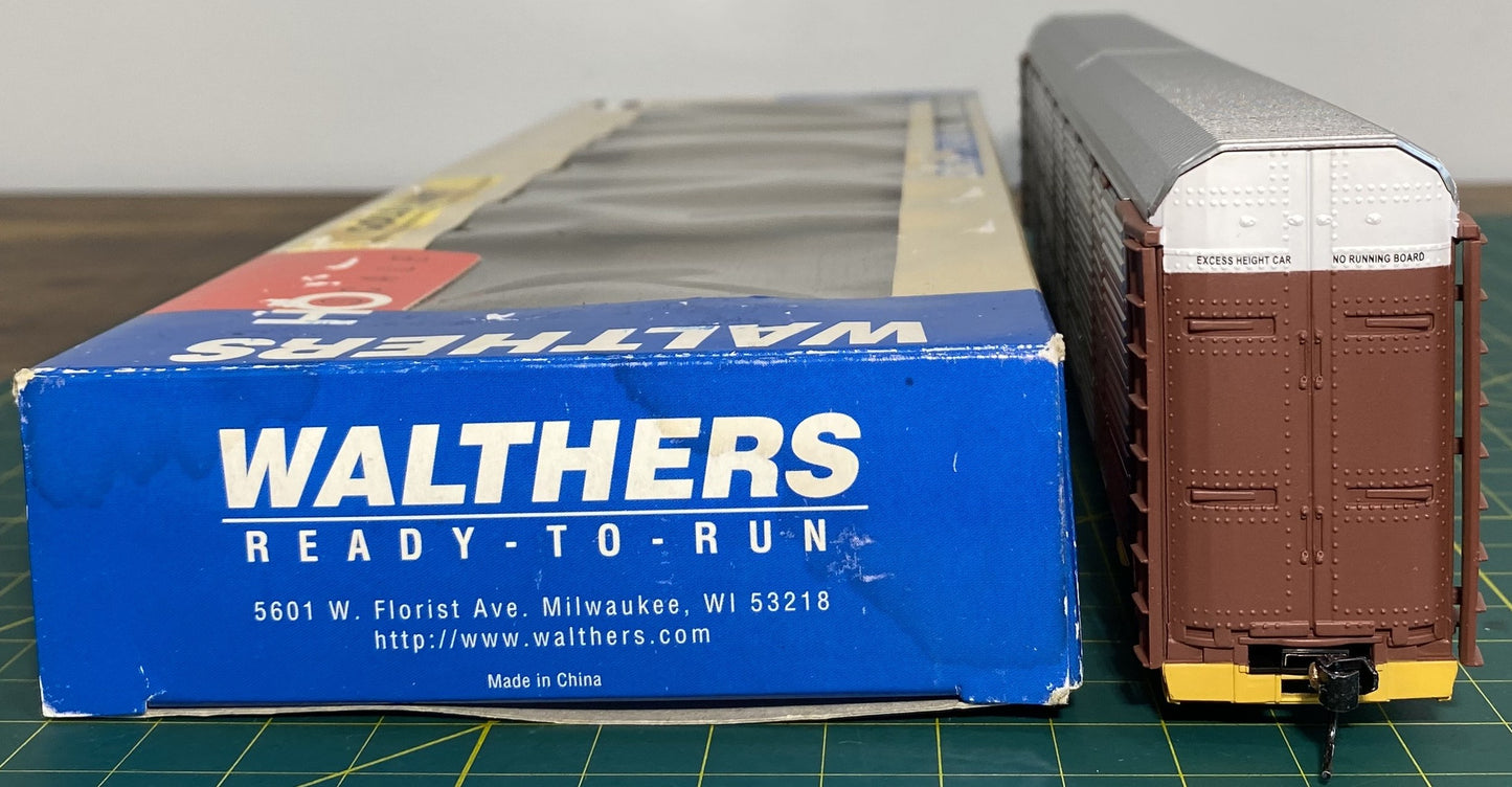 Walthers 932-4875 Thrall 89’ Tri-Level Auto Carrier CNW #850590