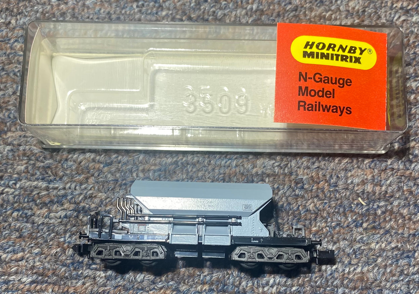 Hornby Minitrix N506 USED BR Bogie Ballast Hopper