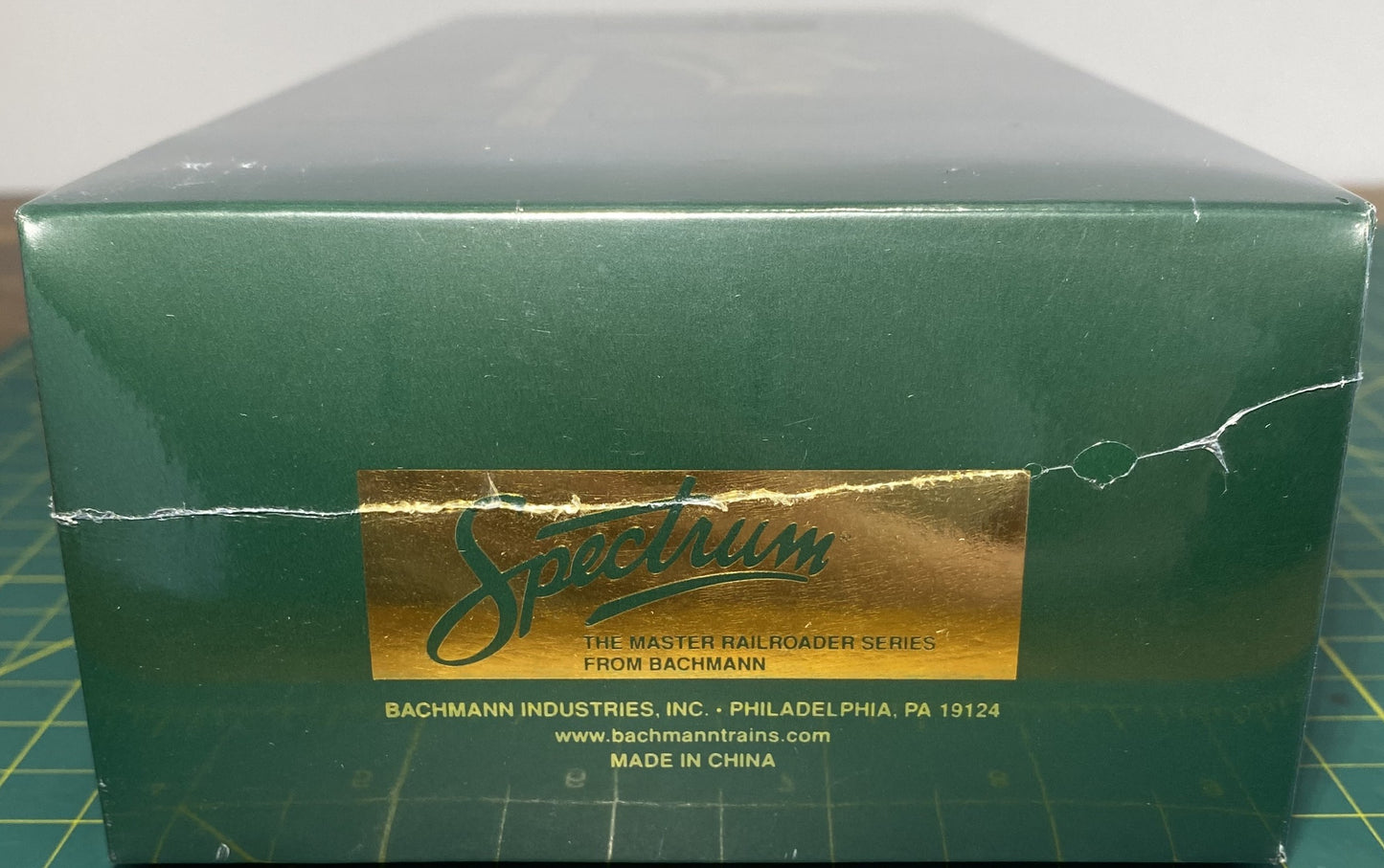 Spectrum 27638 On30 Gauge Atlantic and Danville Ventilated Box Car