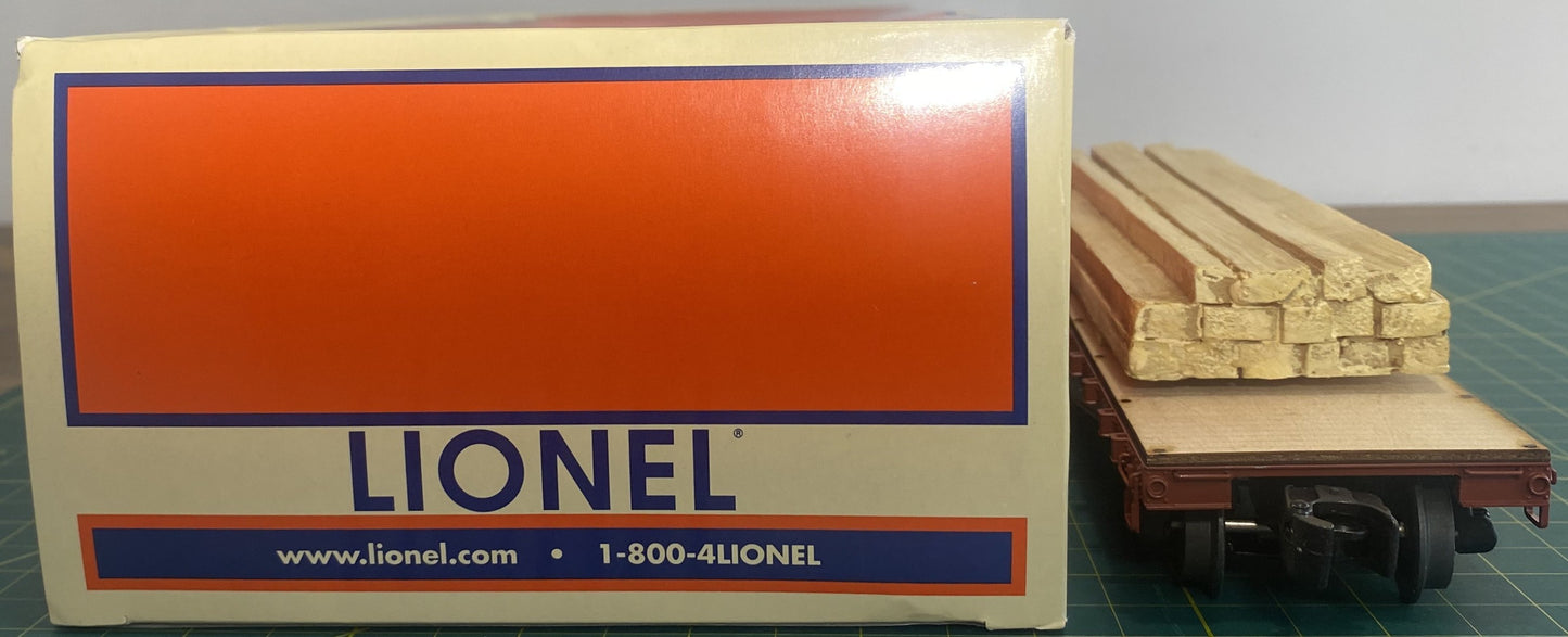 Lionel 6-82850 Milwaukee Rd Flat Car w/Load