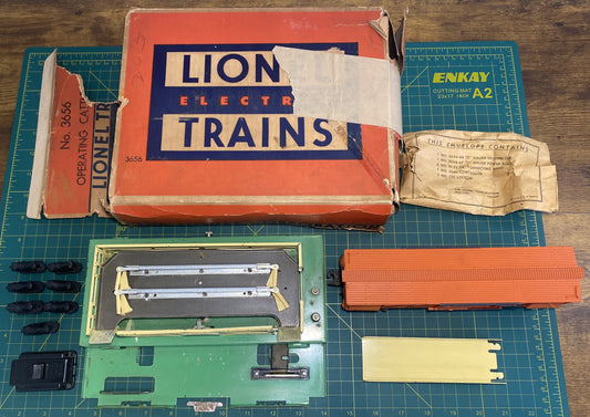 Lionel Post War 3656 Operating Cattle Car