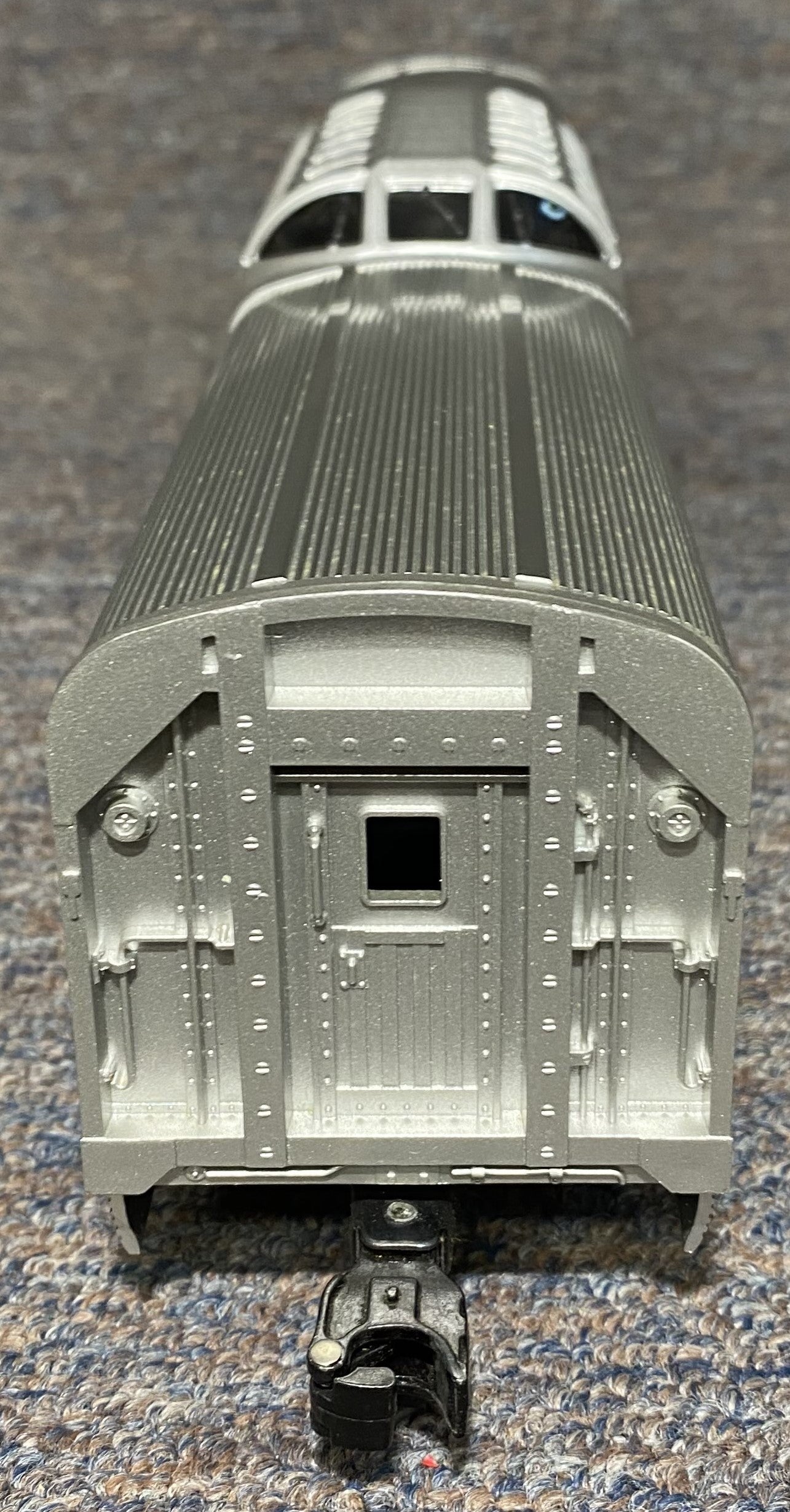 Lionel 9588 Burlington Silver Dome Vista Dome Passenger