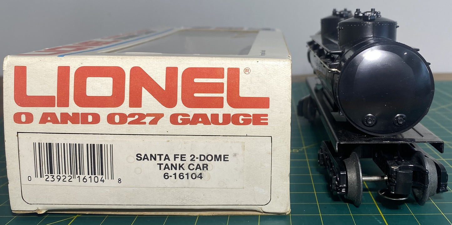Lionel 6-16104 Santa Fe 2-Dome Tank Car