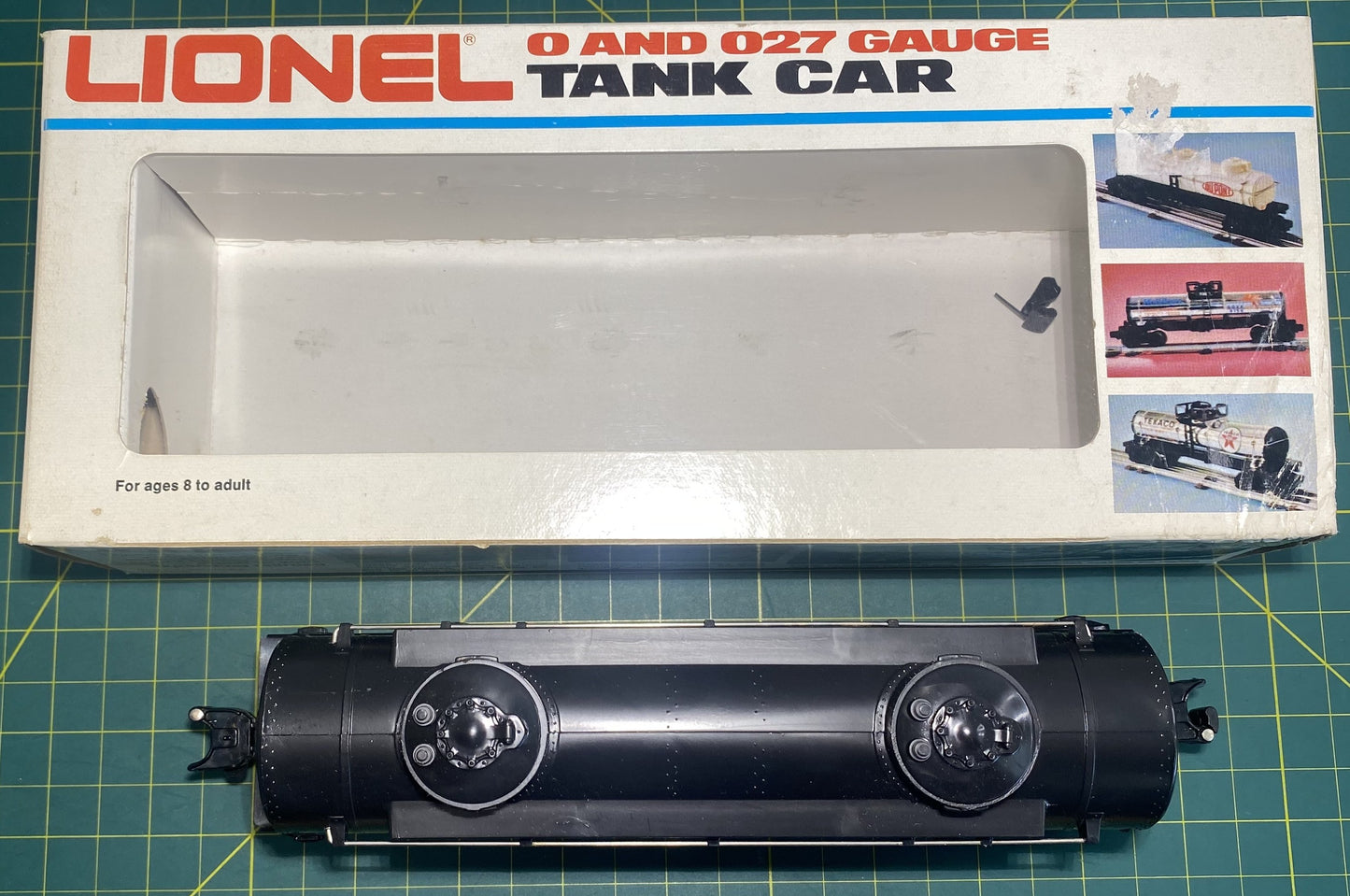 Lionel 6-16104 Santa Fe 2-Dome Tank Car