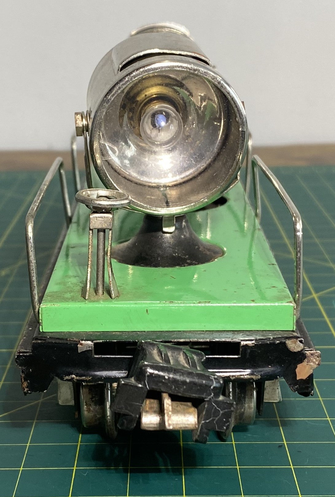 Lionel Pre War 820 Search light Car Green