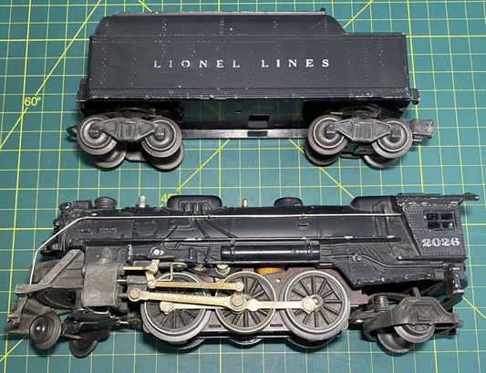 Lionel Post War #2026 Steam Locomotive with #6466T Tender