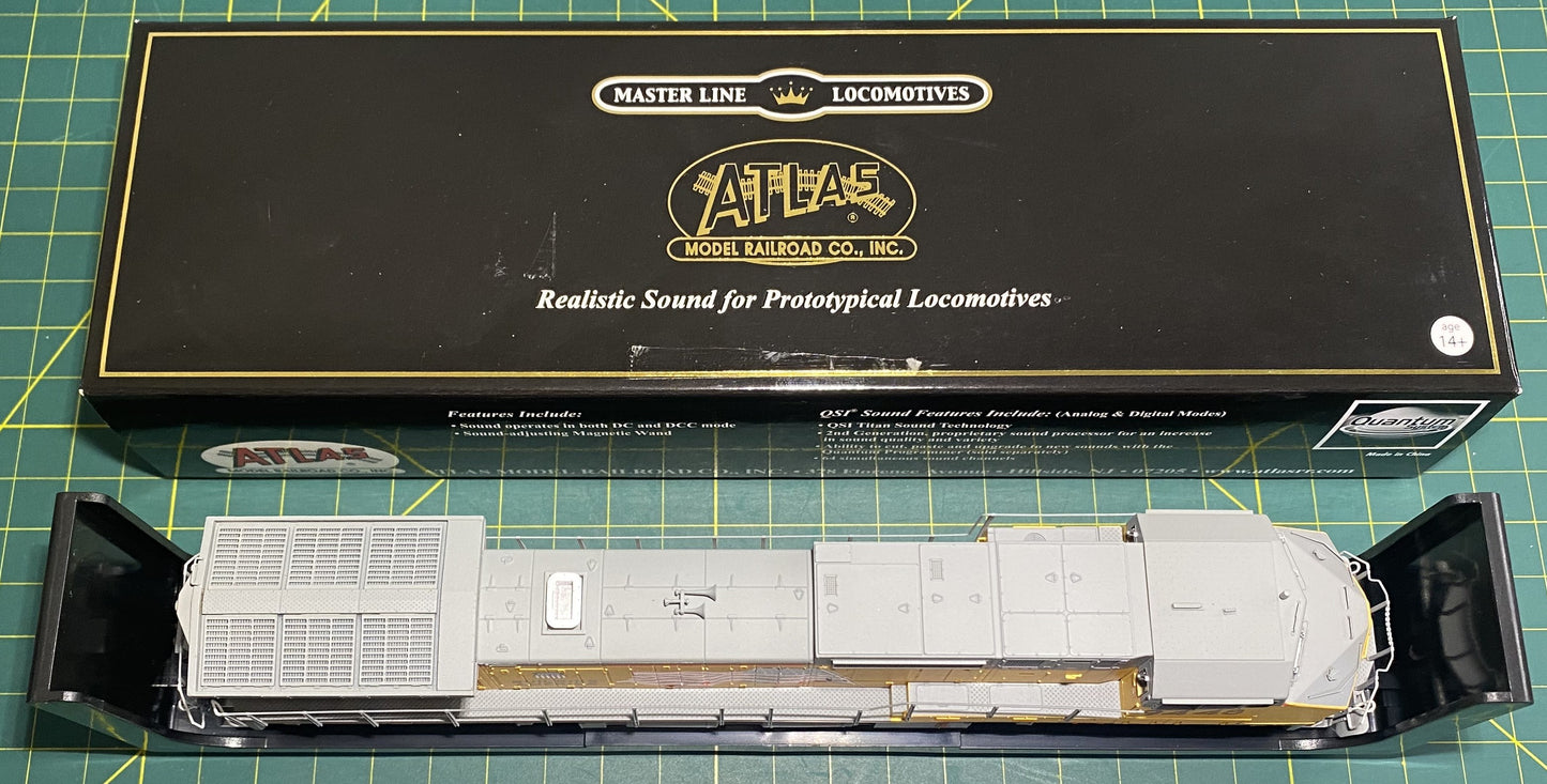 Atlas #20 001 464 Union Pacific Dash 8-40CW