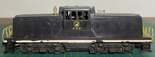 Lionel 628 Northern Pacific GE 44 Ton Switcher