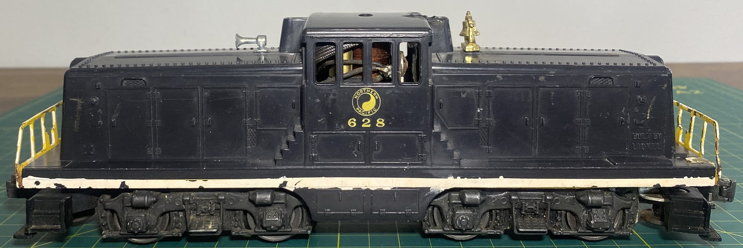 Lionel 628 Northern Pacific GE 44 Ton Switcher