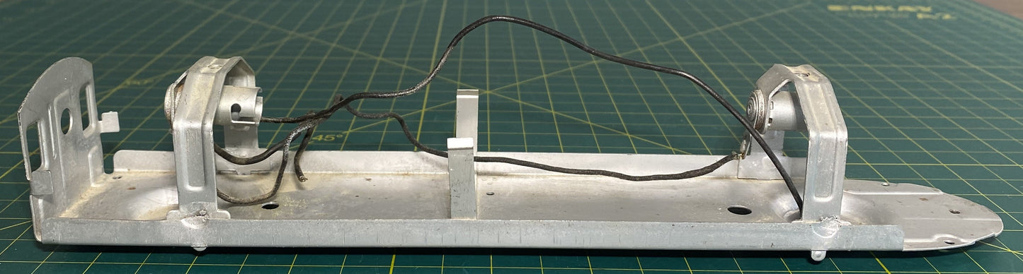 Lionel Post War 2401-30 O-27 Observation Passenger Car Frame Assembly