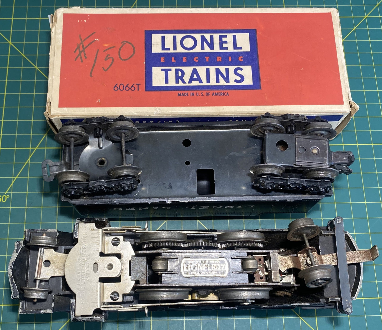 Lionel Post War Steam Locomotive 1130 and 6066T Tender