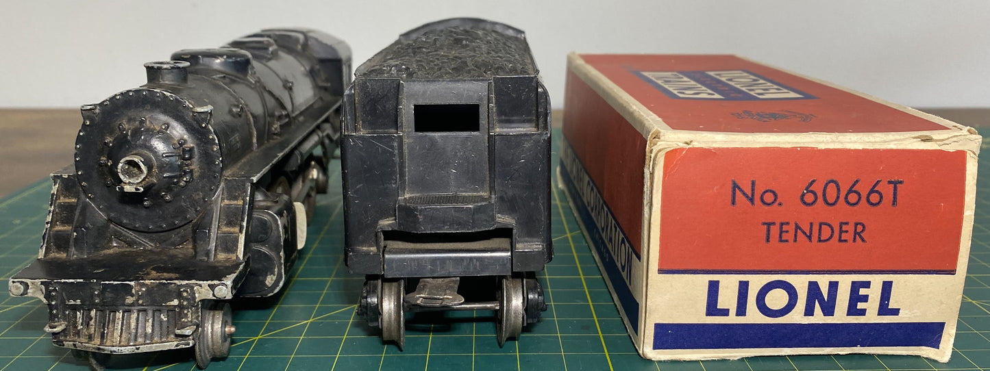 Lionel Post War Steam Locomotive 1130 and 6066T Tender