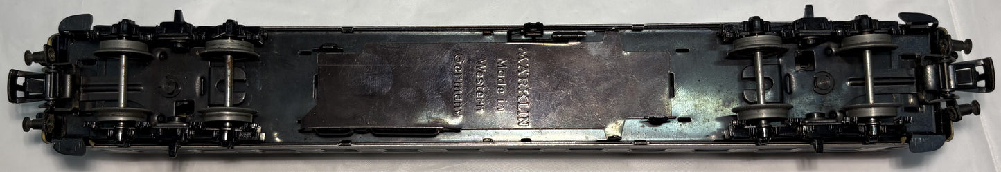 Märklin 4022 ÖBB Passenger Car 2nd. Class Express