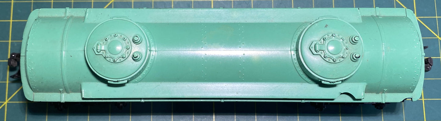Lionel 6045 Post War Tank Car