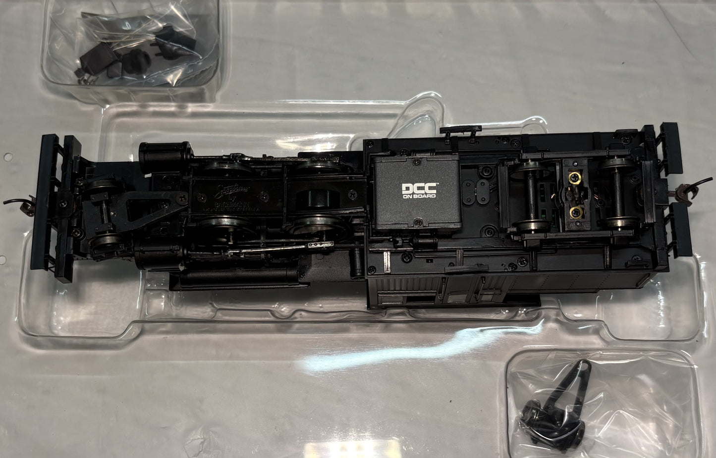 Bachmann Spectrum 25479 On30 Undecorated 2-4-4 Forney Steam Locomotive with DCC