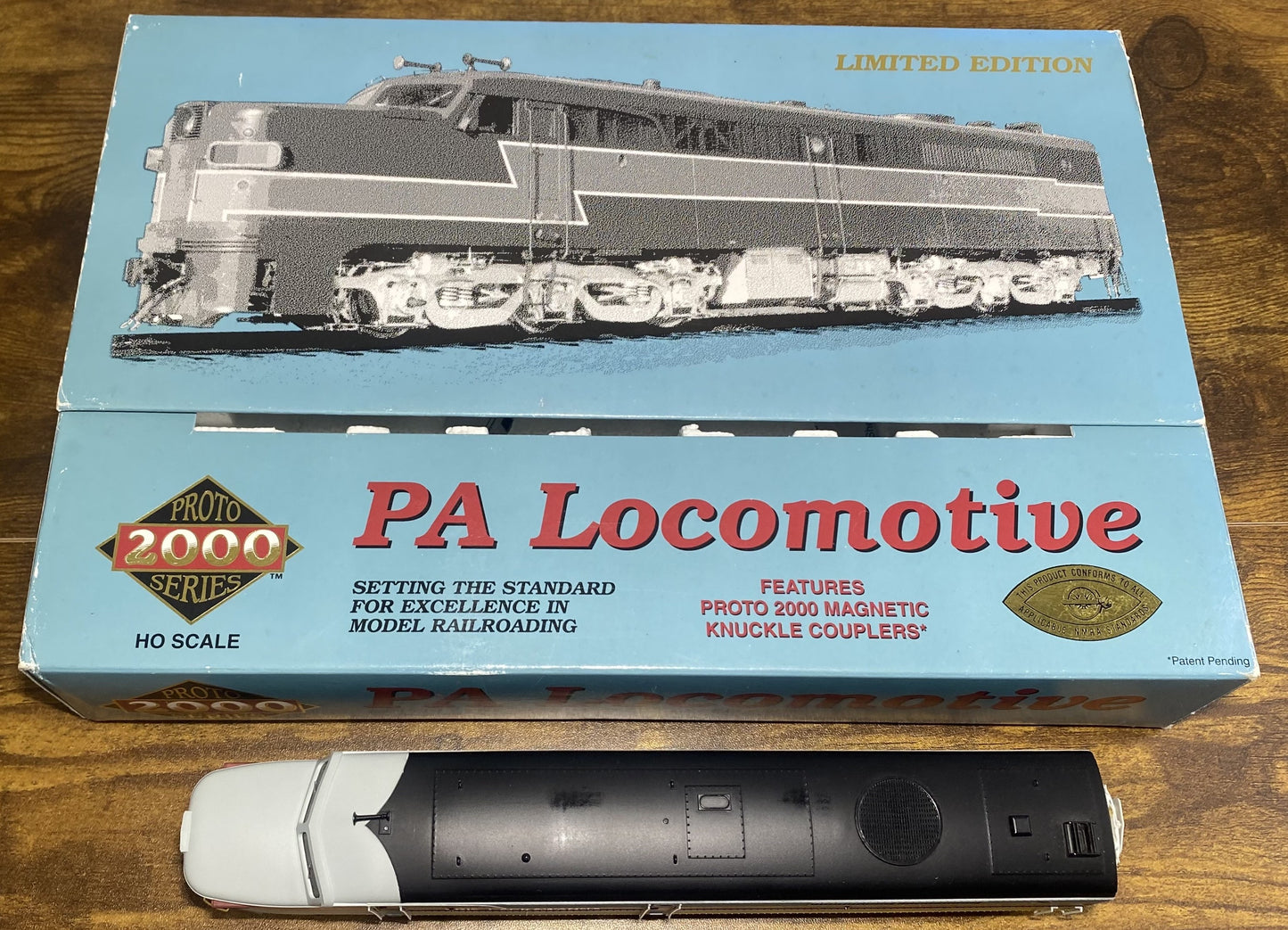 PROTO 2000 HO SCALE #21676 PA LOCOMOTIVE ERIE LACKAWANNA #857