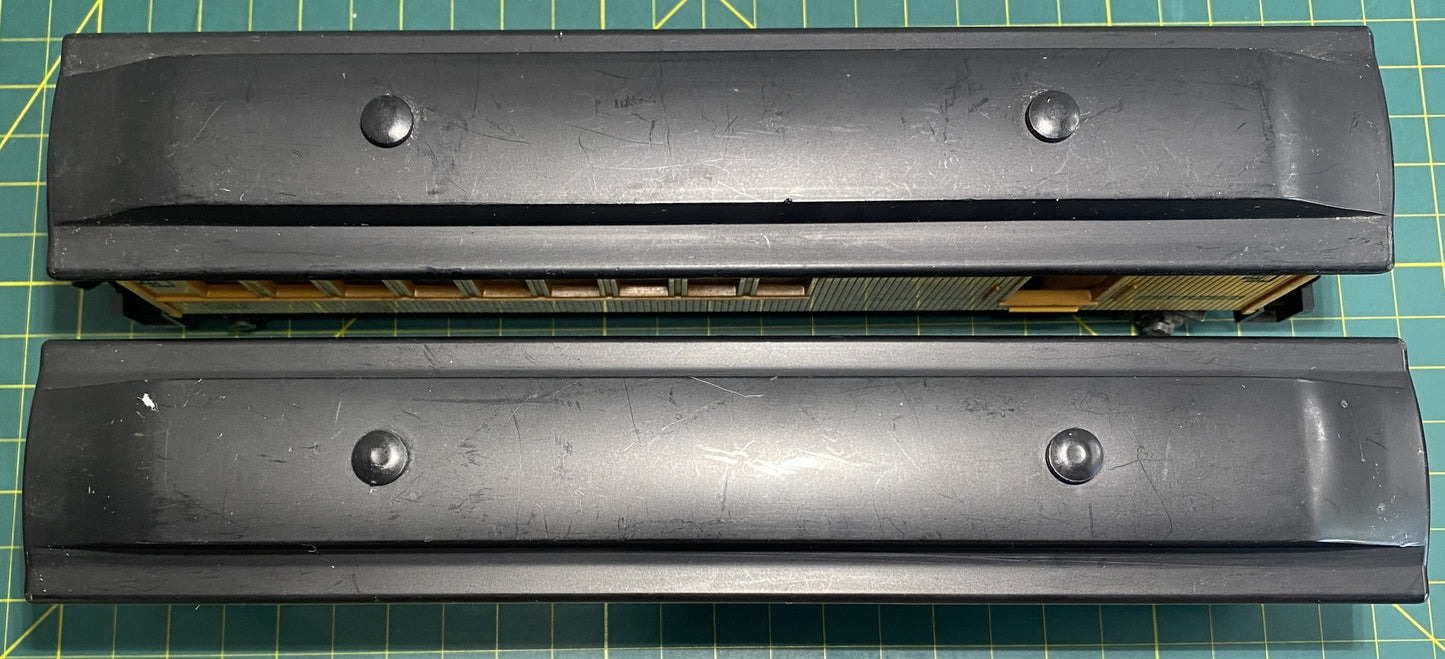 American Flyer Overland Express Passenger Cars 30 & 40