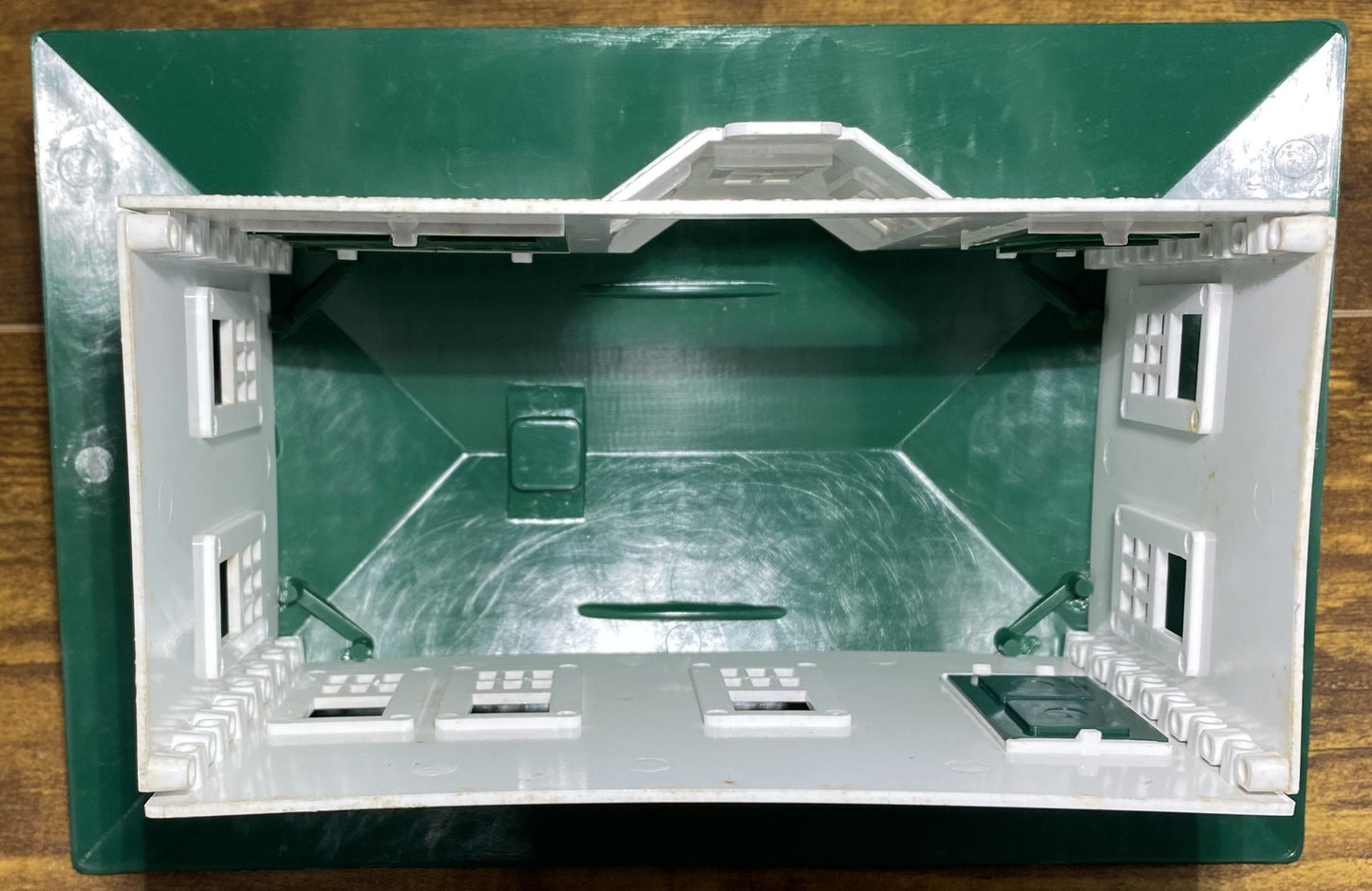 Bachmann Plasticville O/S Gauge #1911 Suburban Station