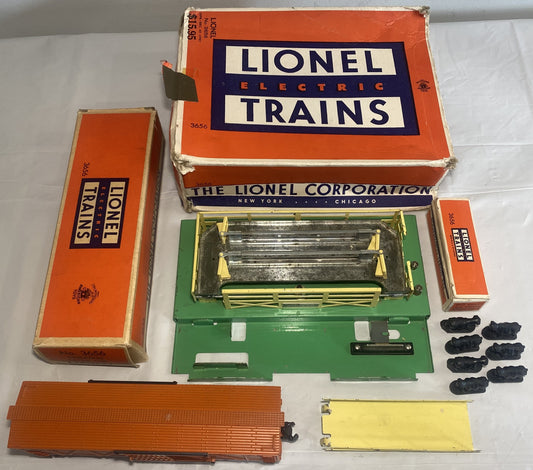 Lionel 3656 Operating Stock yard, Cattle and Cattle Car