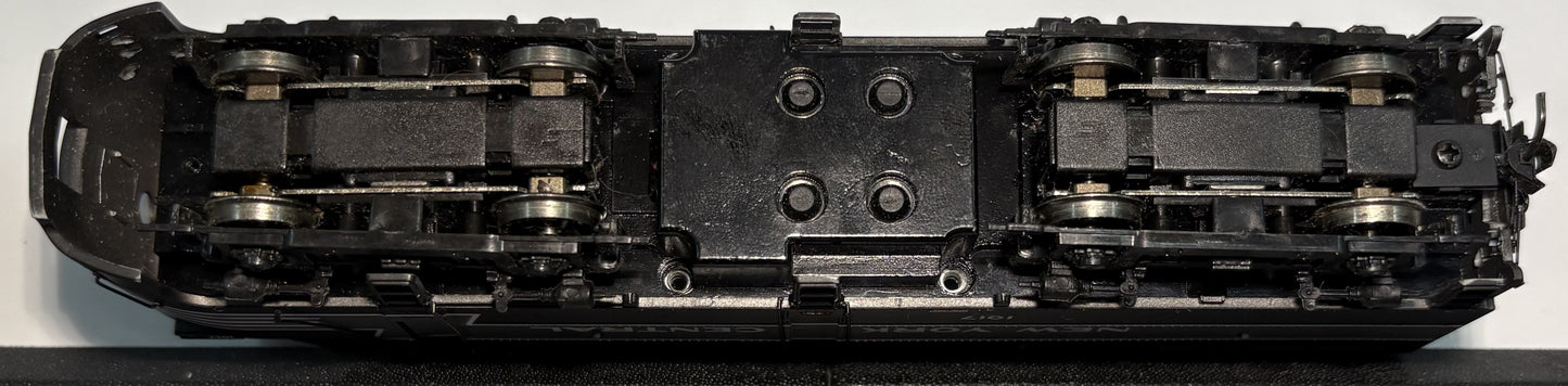 Proto 2000 HO New York Central FA1 Diesel Locomotive #1017 (DCC Ready)
